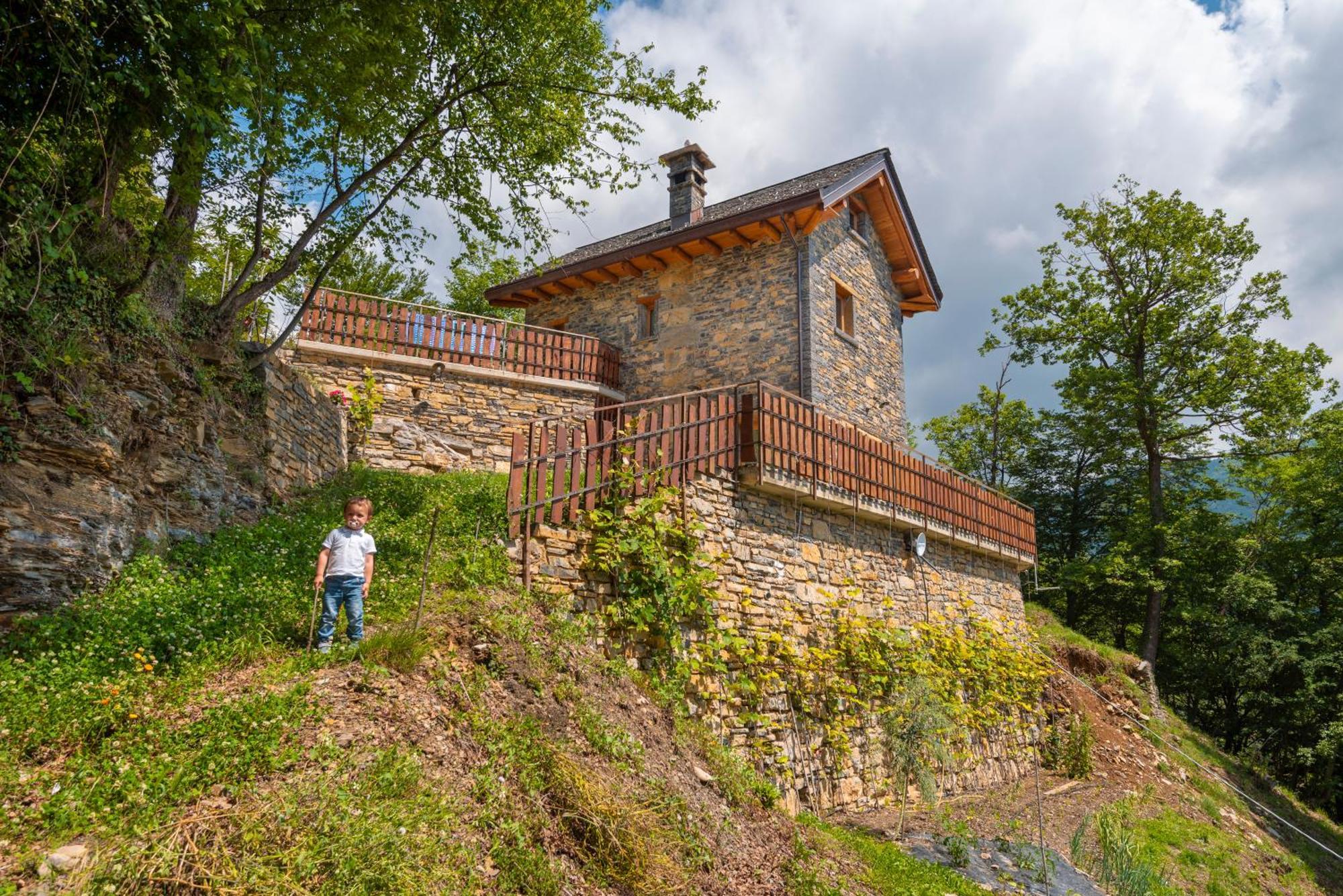 La Torre Del Manghen: Agri-Alloggio Indipendente 로타 들마냐 외부 사진